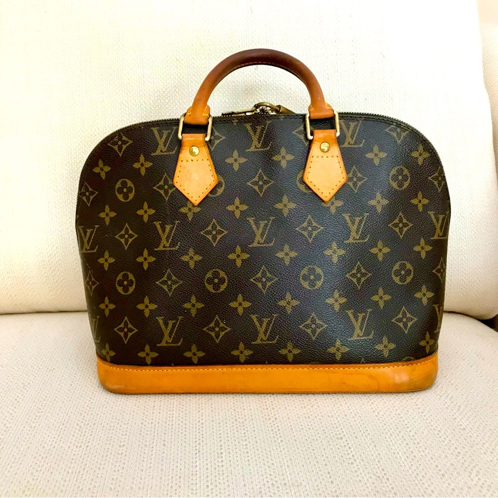 Authentic Louis Vuitton Alma PM